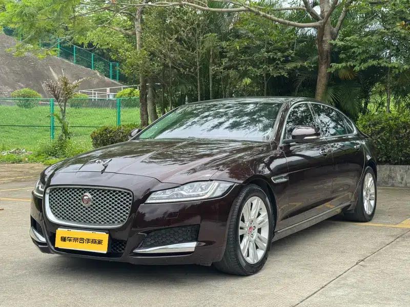 2018 Jaguar XFL 2.0T 250PS Luxury Edition — миниатюра 1