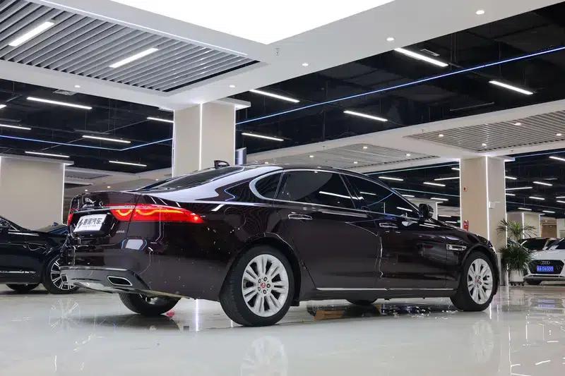 2018 Jaguar XFL 2.0T 250PS Luxury Edition — миниатюра 7