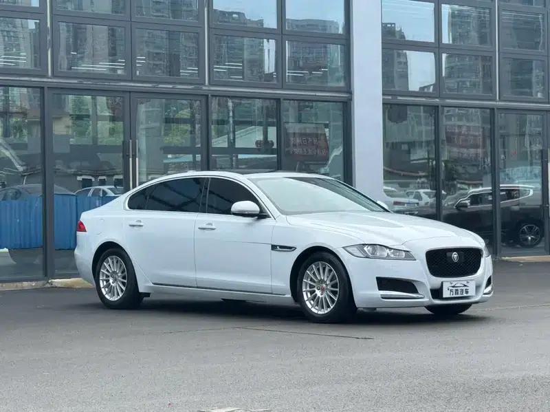 2017 Jaguar XFL 2.0T 200PS Elegance Edition — миниатюра 3