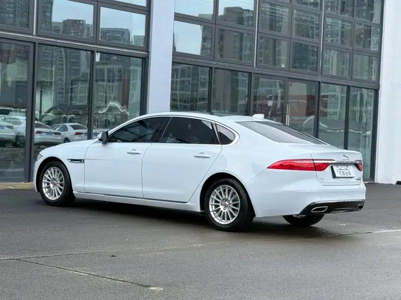 2017 Jaguar XFL 2.0T 200PS Elegance Edition — миниатюра 4