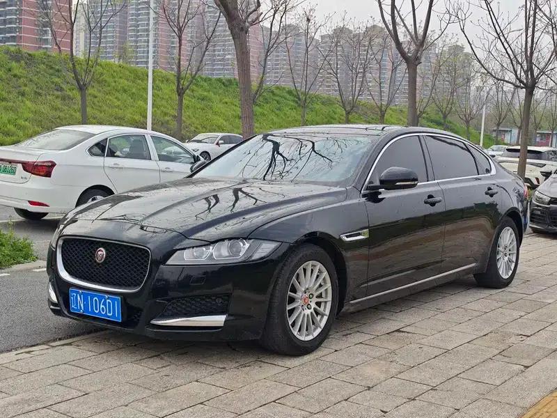 2017 Jaguar XFL 2.0T 200PS Elegance Edition — миниатюра 1