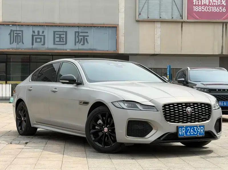 Jaguar XFL 2023 2.0T P250 2WD Elite Sport Gold Edition — миниатюра 3
