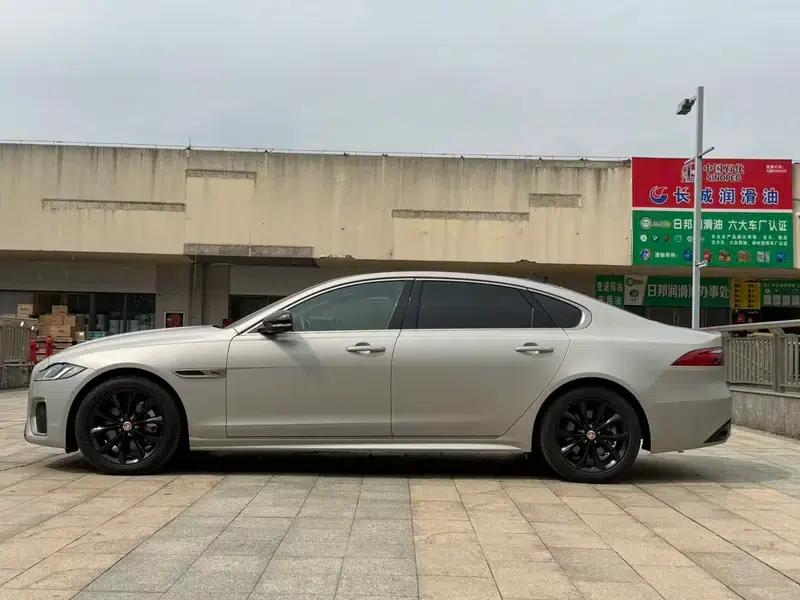 Jaguar XFL 2023 2.0T P250 2WD Elite Sport Gold Edition — миниатюра 4