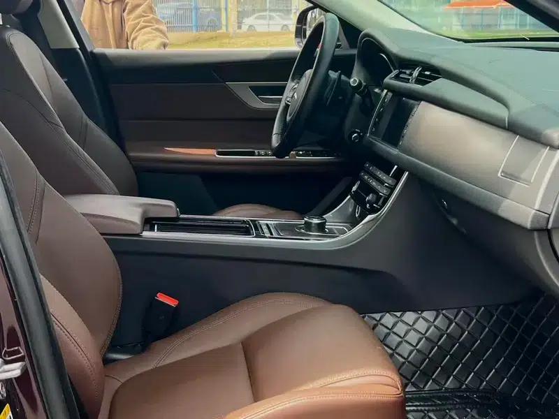 2017 Jaguar XFL 2.0T 240PS Luxury Edition — миниатюра 15