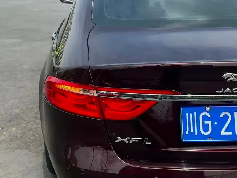 2017 Jaguar XFL 2.0T 240PS Luxury Edition — миниатюра 9