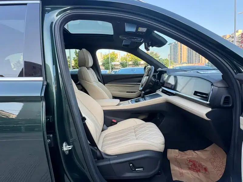 Geely Xingyue L 2025 2.0TD High-Power Automatic Four-Wheel Drive Oriental Moon Edition — миниатюра 13