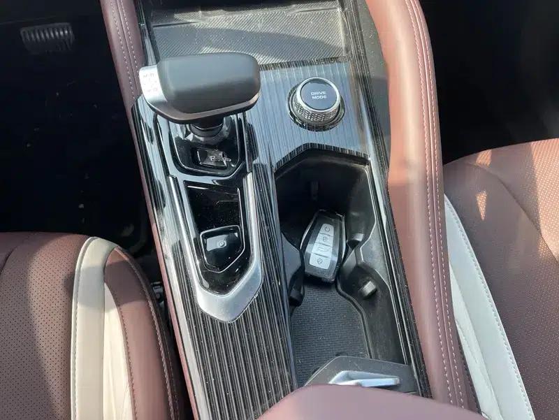 Geely Xingyue L 2024 2.0TD High-Power Automatic Two-Wheel Drive Cloud Edition — миниатюра 11