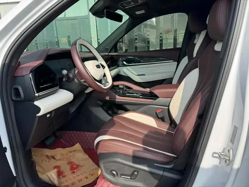 Geely Xingyue L 2024 2.0TD High-Power Automatic Two-Wheel Drive Cloud Edition — миниатюра 8