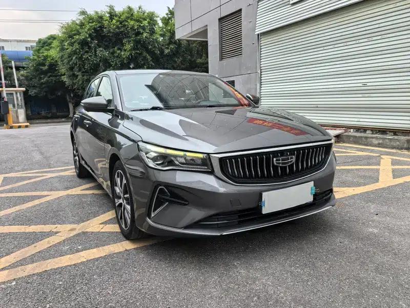 Geely Emgrand 2022 4th Generation 1.5L CVT Flagship Edition — миниатюра 3