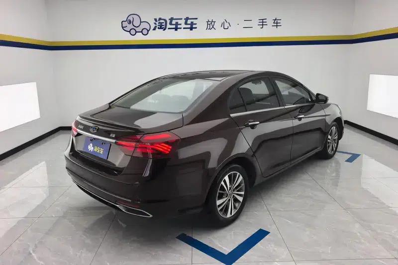 Geely Emgrand 2018 1.5L CVT Upward Connected Edition — миниатюра 3