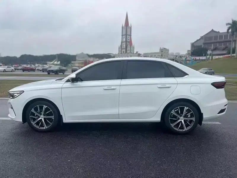 Geely Emgrand 2022 4th Generation 1.5L CVT Elite — миниатюра 4