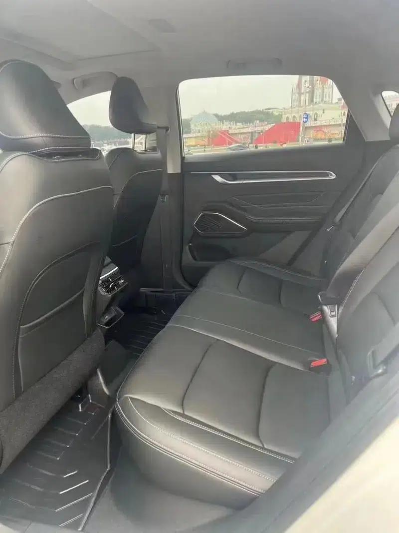 Geely Emgrand 2022 4th Generation 1.5L CVT Elite — миниатюра 9