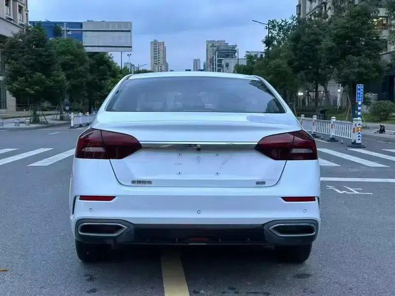 Geely Emgrand 2021 UP 1.5L CVT Upward Edition — миниатюра 5