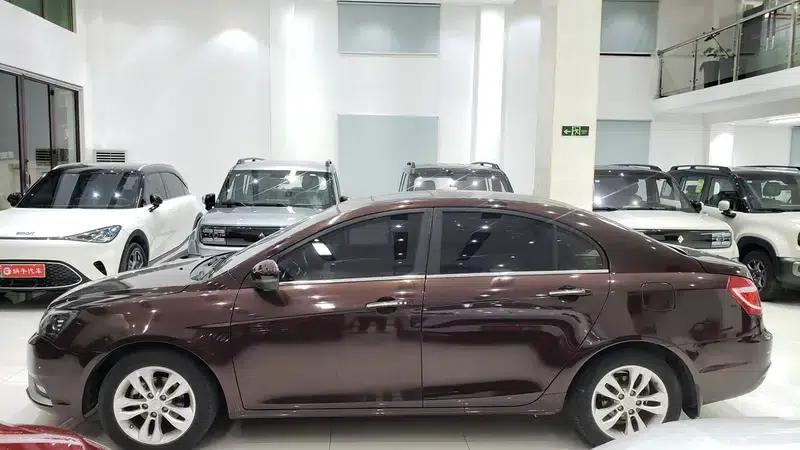 Geely Emgrand 2016 Sedan 1.5L Manual Fashion Edition — миниатюра 4