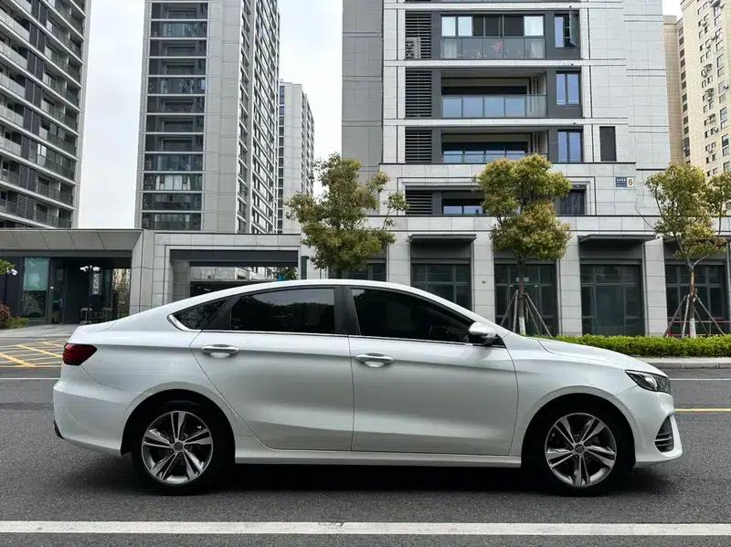 Geely Binrui 2018 14T CVT Binzhi Edition — миниатюра 6