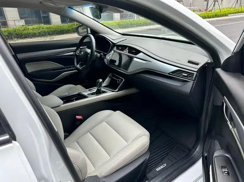 Geely Binrui 2018 14T CVT Binzhi Edition — миниатюра 8