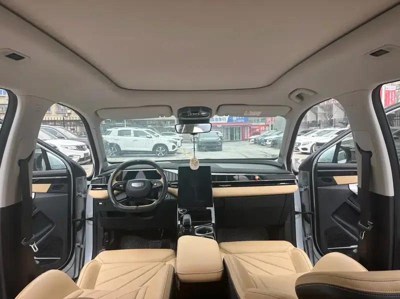 Geely Boyue L 2023 1.5TD DCT Premium Edition — миниатюра 19