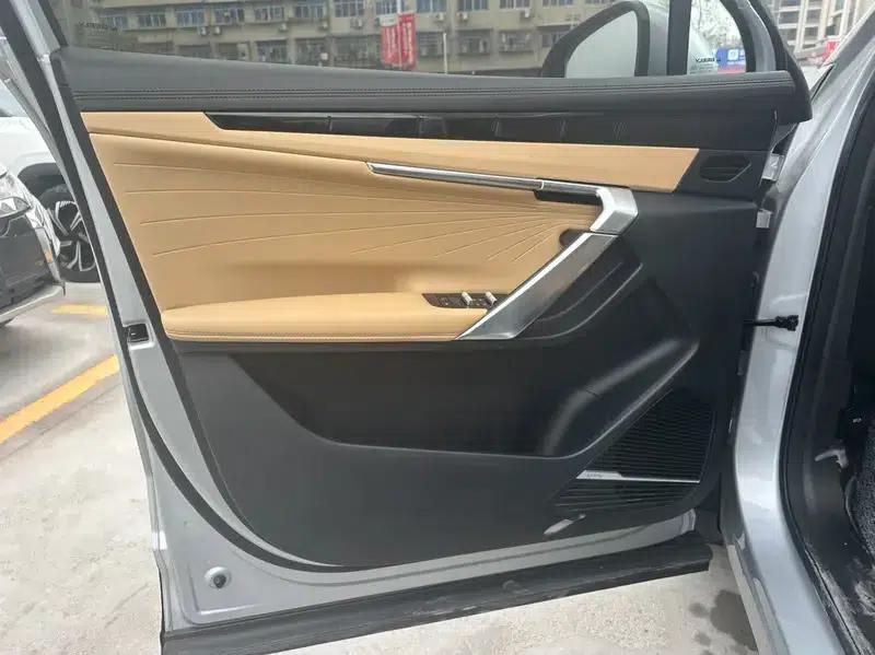 Geely Boyue L 2023 1.5TD DCT Premium Edition — миниатюра 10