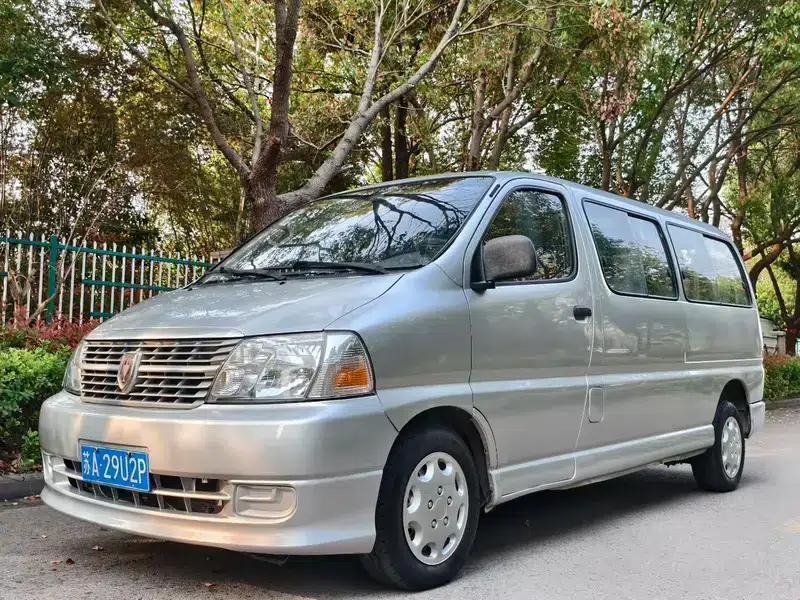 Jinbei Express 2020 2.0L Upgraded Business 9-Seater V19 National V Emission Standard — миниатюра 1
