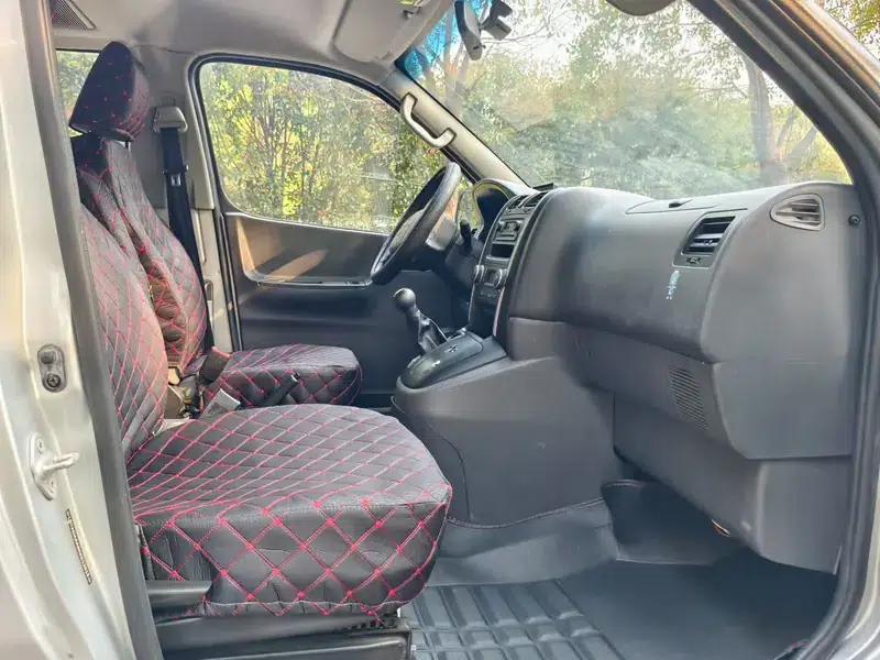 Jinbei Express 2020 2.0L Upgraded Business 9-Seater V19 National V Emission Standard — миниатюра 6
