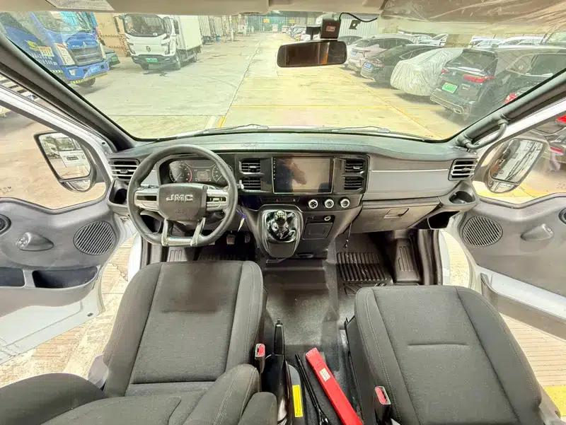 Fushun 2023 2.0T Manual Diesel Mid-Wheelbase Mid-Roof Commercial Multi-Purpose Passenger Van (6 Seats) — миниатюра 14