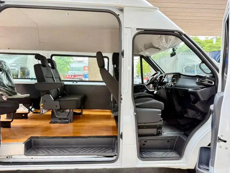 Fushun 2023 2.0T Manual Diesel Mid-Wheelbase Mid-Roof Commercial Multi-Purpose Passenger Van (6 Seats) — миниатюра 23