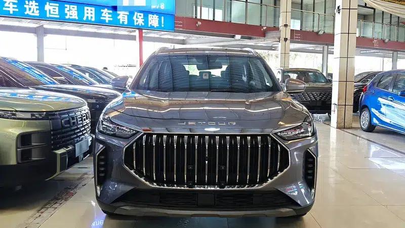 Jetour X70 PLUS 2023 1.6T DCT 7-seater — миниатюра 2