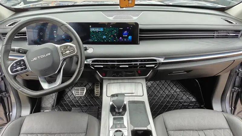 Jetour X70 PLUS 2023 1.6T DCT 7-seater — миниатюра 13