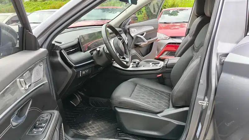 Jetour X70 PLUS 2023 1.6T DCT 7-seater — миниатюра 17