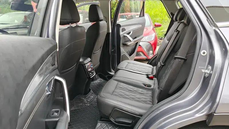 Jetour X70 PLUS 2023 1.6T DCT 7-seater — миниатюра 18