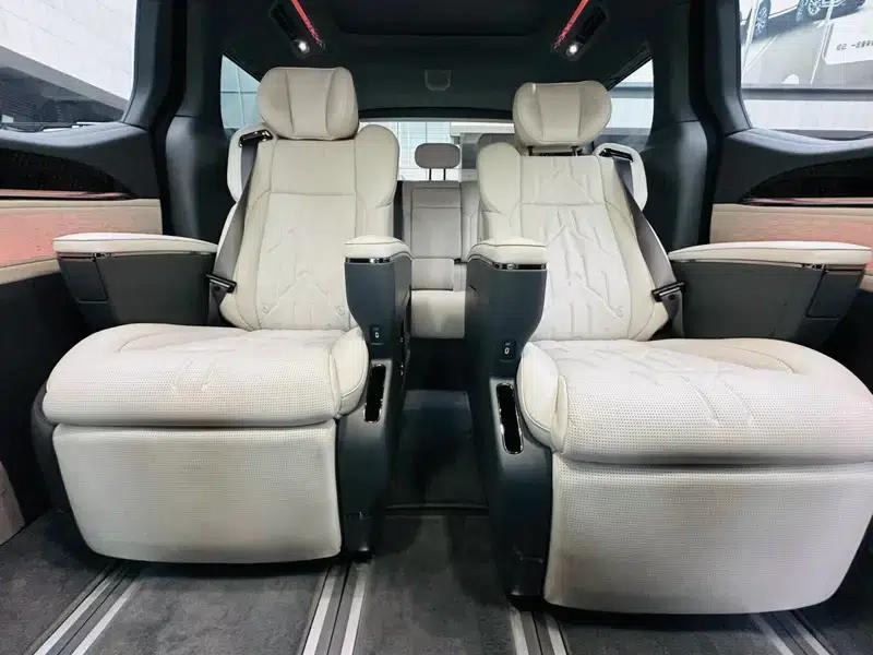 ZEEKR 009 2024 Model, 7-Seat Aisle Version, 4WD, 108kWh — миниатюра 22