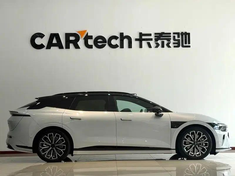 ZEEKR 007GT 2025 All-Wheel Drive Intelligent Driving Edition 75kWh — миниатюра 8