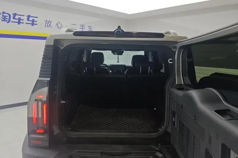 Jetour Traveler C-DM 2024 1.5TD DHT 208km 2WD Mountain Edition — миниатюра 17