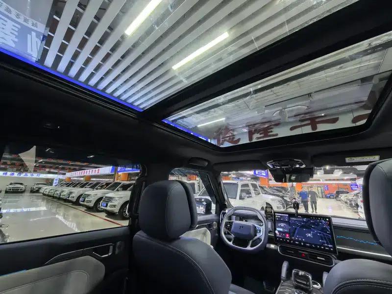 Jetour Traveler C-DM 2024 1.5TD DHT 208km 2WD Mountain Edition — миниатюра 10