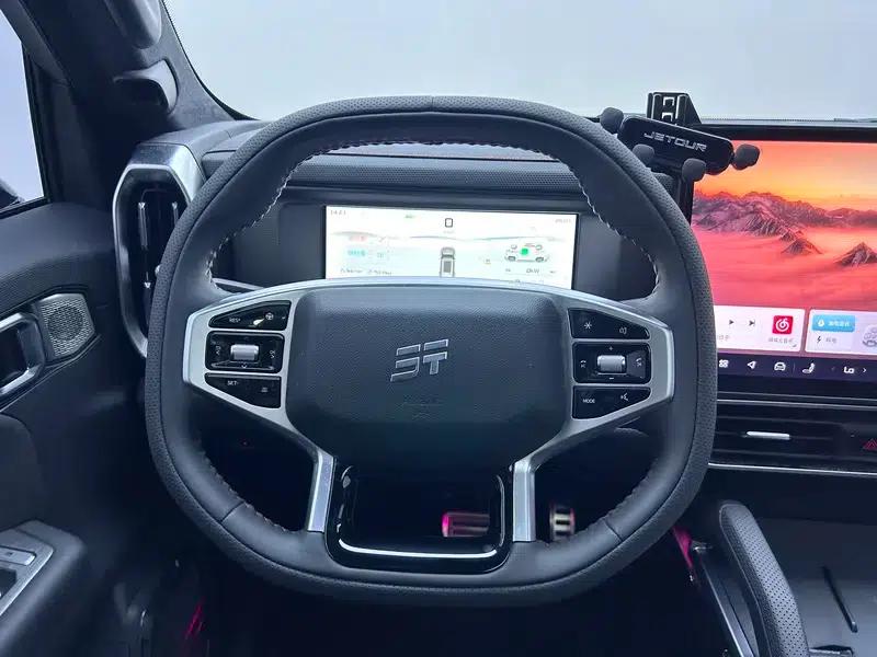 Jetour Traveler C-DM 2024 1.5TD DHT 208km 2WD Mountain Edition — миниатюра 16