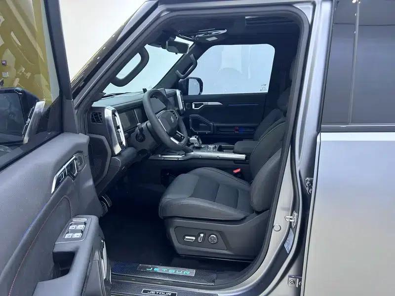 Jetour Traveler C-DM 2024 1.5TD DHT 208km 2WD Mountain Edition — миниатюра 17