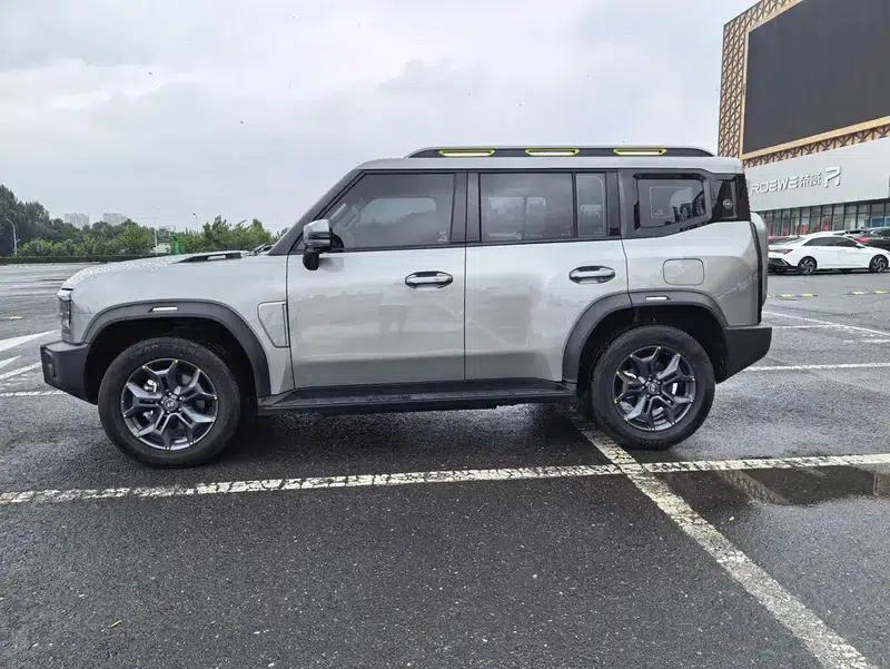 Jetour Traveler C-DM 2024 1.5TD DHT 208km 2WD Mountain Edition — миниатюра 3