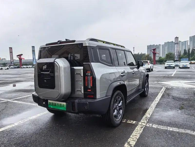 Jetour Traveler C-DM 2024 1.5TD DHT 208km 2WD Mountain Edition — миниатюра 6