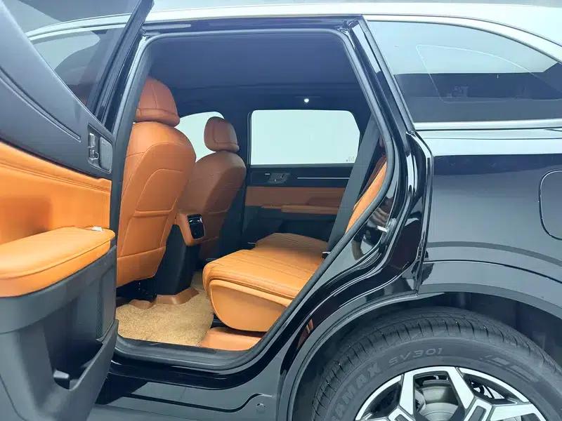 Jetour Mountain & Sea L7 PLUS 2026 Model 220km Electric 7-Seater Luxury Edition — миниатюра 18