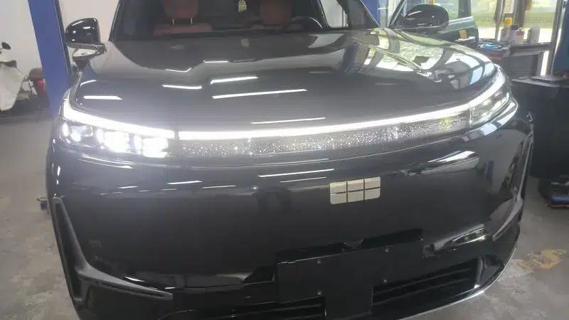 Galaxy M9 2025 210km/h AWD Navigator Edition — миниатюра 26