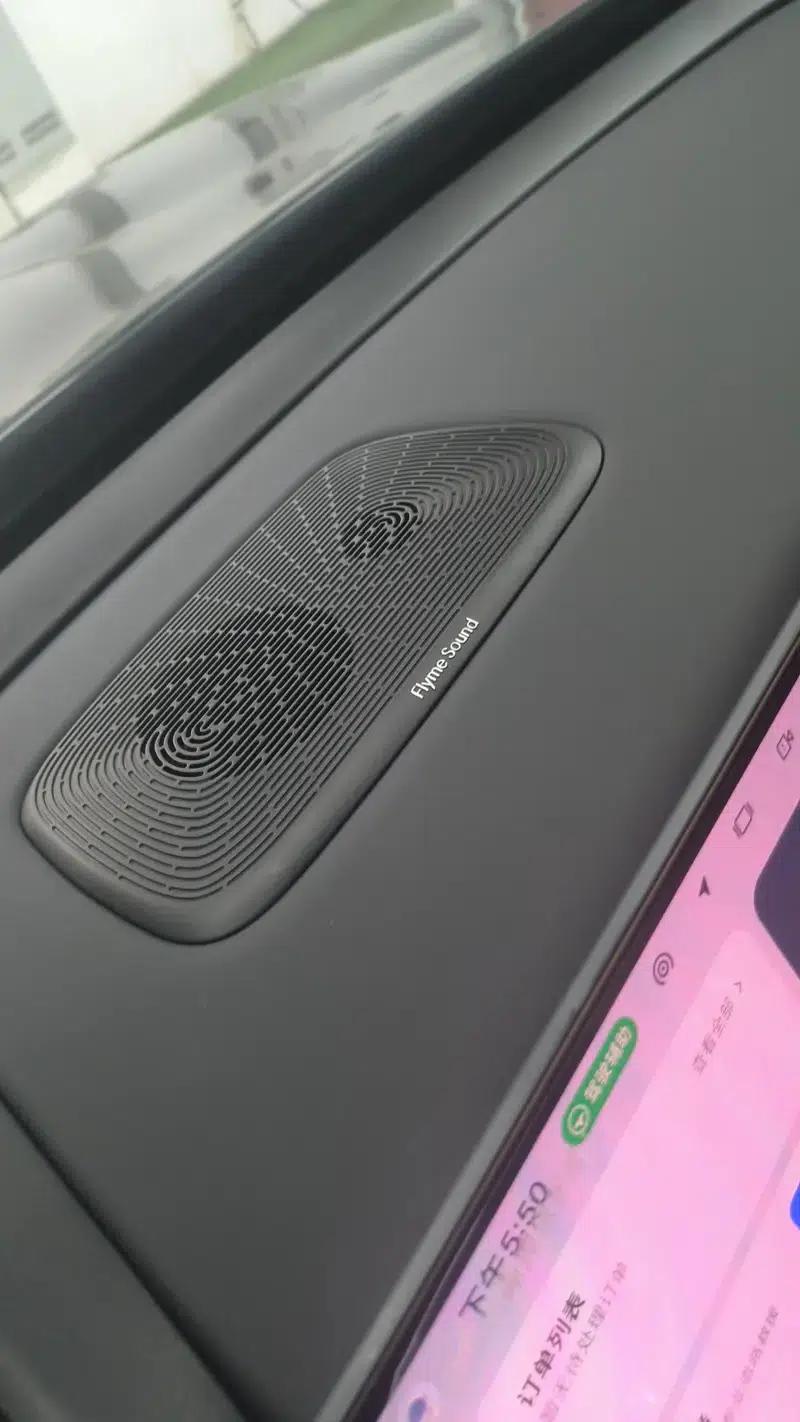 Galaxy M9 2025 210km/h AWD Navigator Edition — миниатюра 28