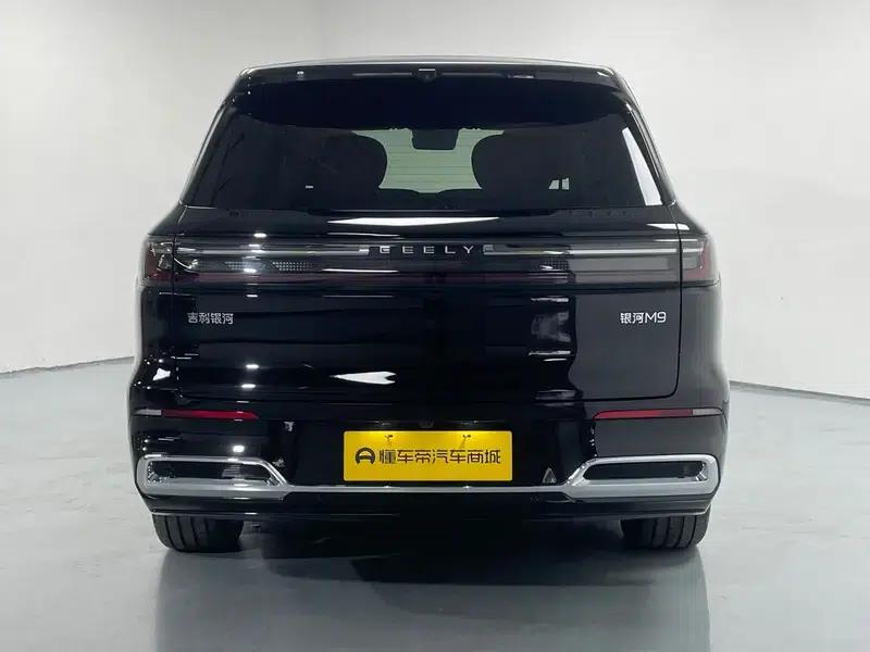Galaxy M9 2025 210km/h AWD Navigator Edition — миниатюра 6