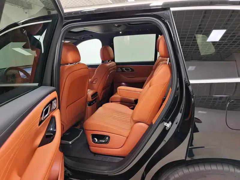 Galaxy M9 2025 210km/h AWD Navigator Edition — миниатюра 18