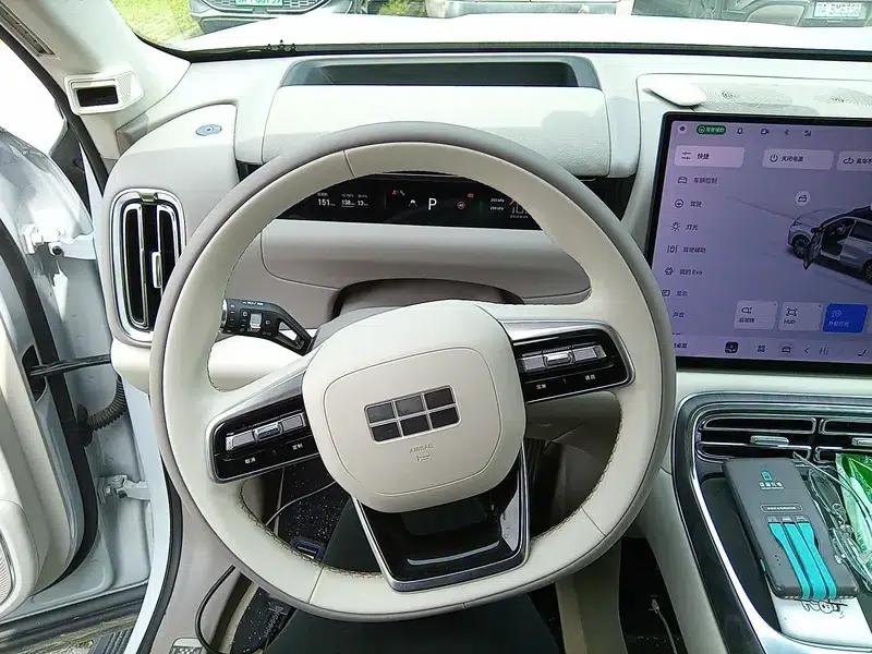 Galaxy M9 2025 230km/h 2WD Explorer Edition — миниатюра 11
