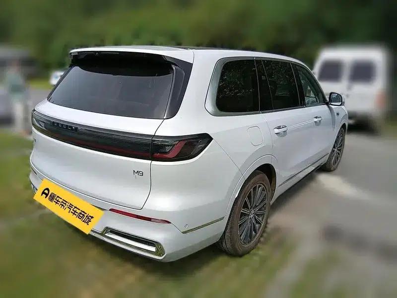 Galaxy M9 2025 230km/h 2WD Explorer Edition — миниатюра 4