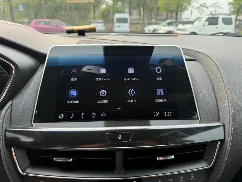 2022 Cadillac CT5 28T Luxury — миниатюра 10