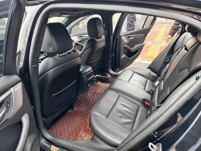 2021 Cadillac CT5 Facelift 28T Luxury — миниатюра 18