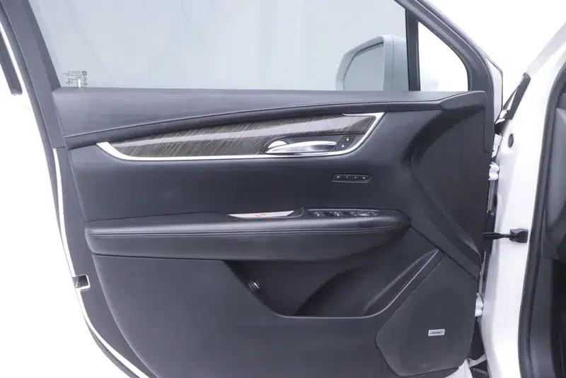 2016 Cadillac XT5 25T Luxury — миниатюра 5