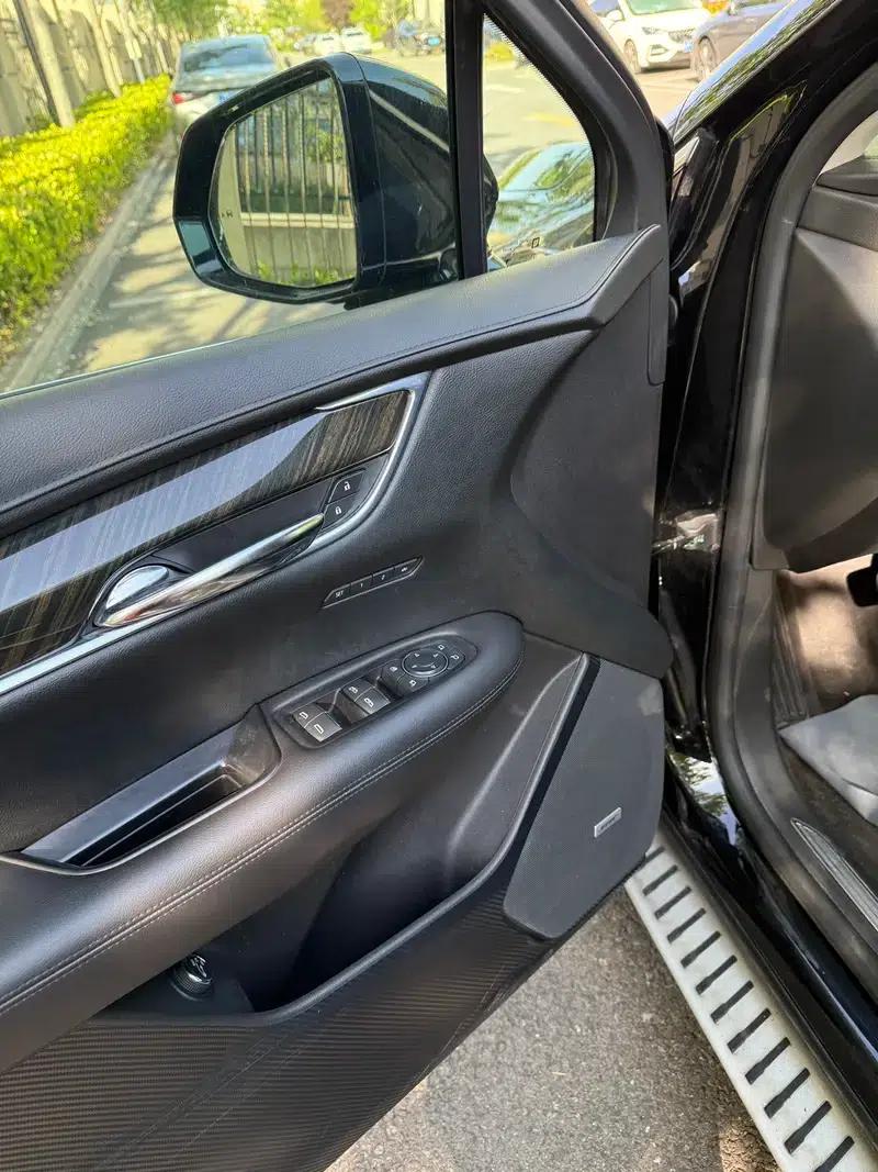 Cadillac XT5 2017 Anniversary Edition 28T AWD Technology — миниатюра 7