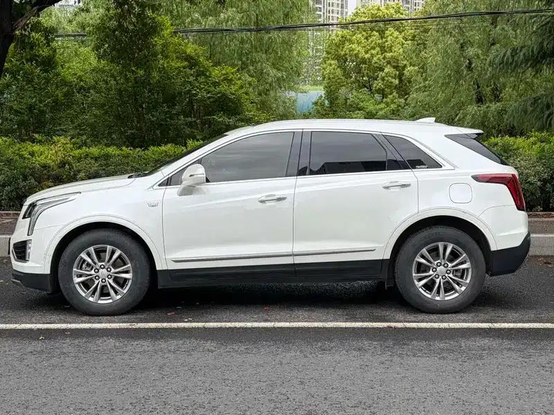 Cadillac XT5 2021 2.0T Mild Hybrid 2WD Luxury — миниатюра 4